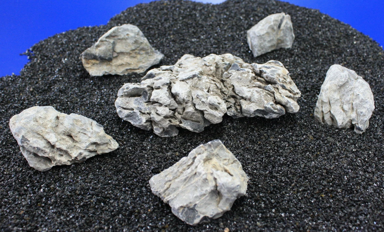 Nano Stone "Mini-Landschaft" - Set Mit 5 Bis 7 Steinen / Japanischer Seiryu Rock 3 Nano Stone "Mini-Landschaft" - Set Mit 5 Bis 7 Steinen / Japanischer Seiryu Rock